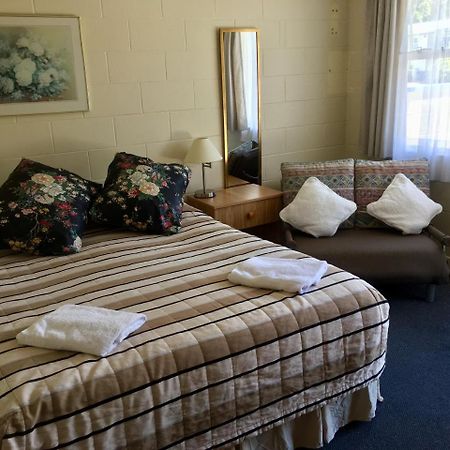 Alma Motel Oamaru Kültér fotó